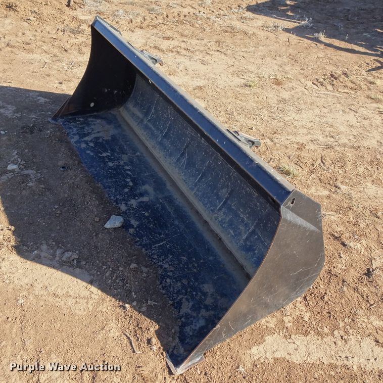 image for item DI0788 2006 McCormick CX75  MFWD tractor