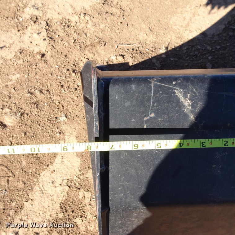 image for item DI0788 2006 McCormick CX75  MFWD tractor