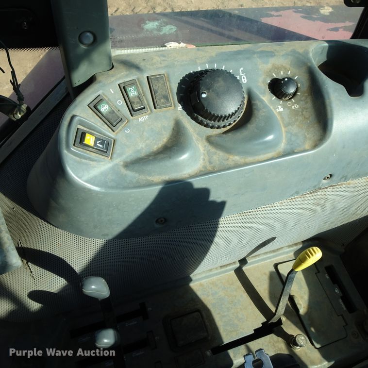 image for item DI0788 2006 McCormick CX75  MFWD tractor