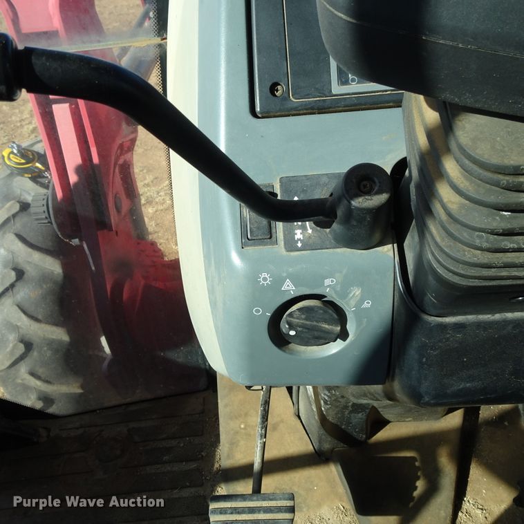 image for item DI0788 2006 McCormick CX75  MFWD tractor