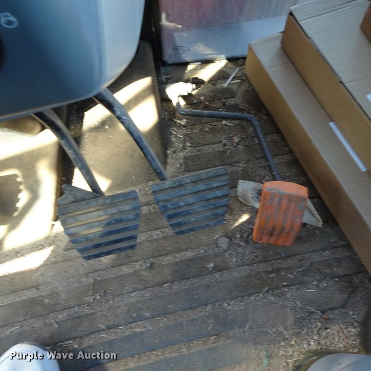 image for item DI0788 2006 McCormick CX75  MFWD tractor