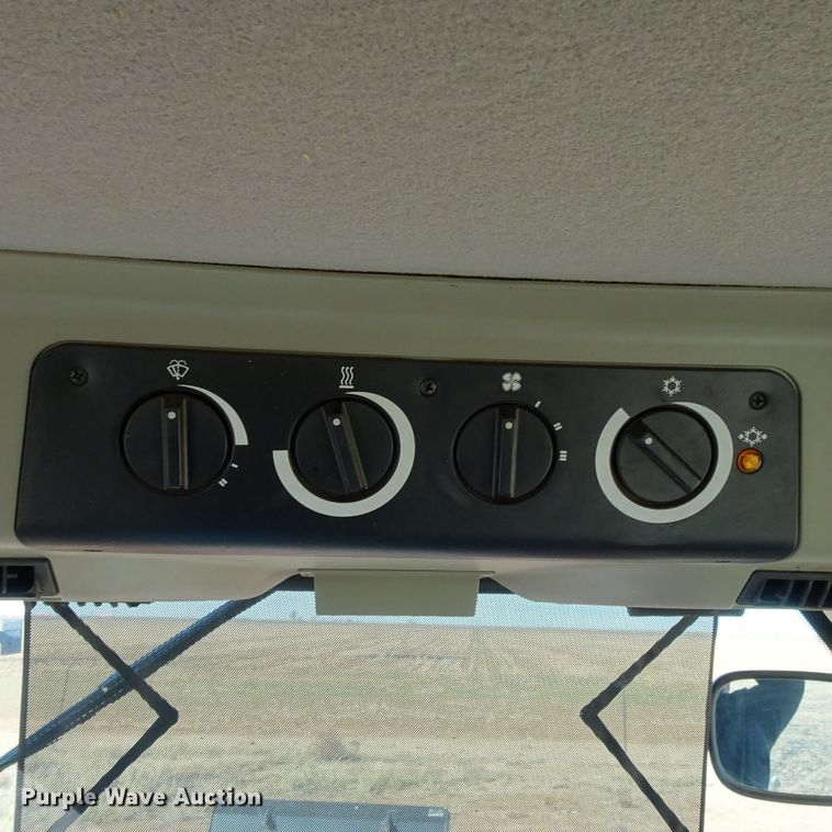 image for item DI0788 2006 McCormick CX75  MFWD tractor