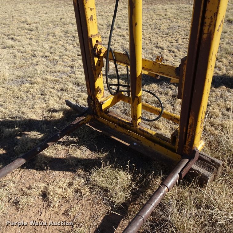 image for item DI0791 Vermeer bale spear