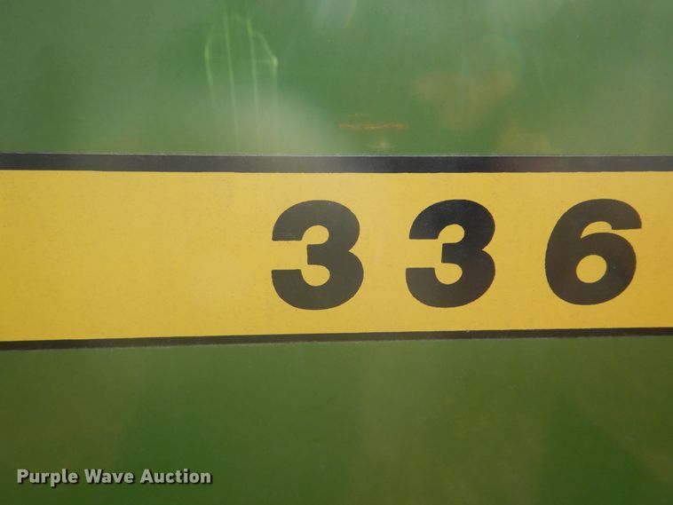 image for item DI1044 1978 John Deere 336  small square baler