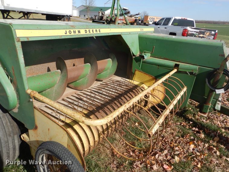 image for item DI1045 1974 John Deere 336  small square baler