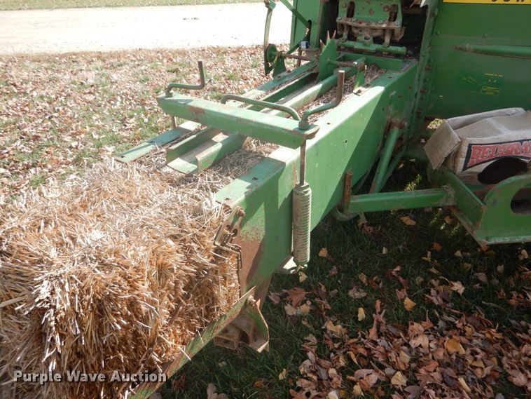 image for item DI1045 1974 John Deere 336  small square baler
