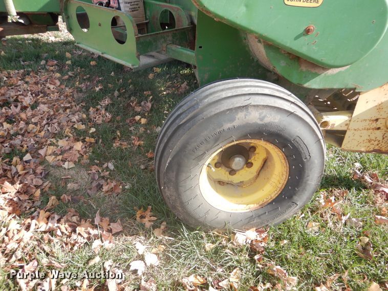 image for item DI1045 1974 John Deere 336  small square baler