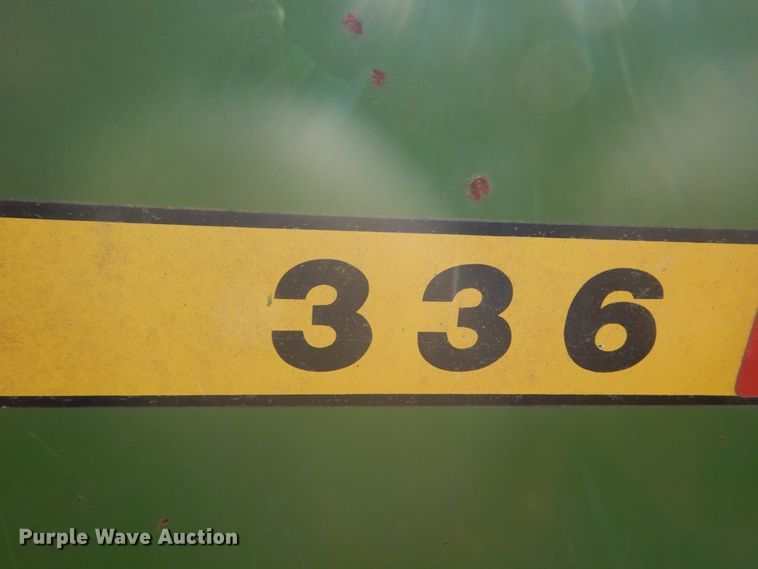 image for item DI1045 1974 John Deere 336  small square baler