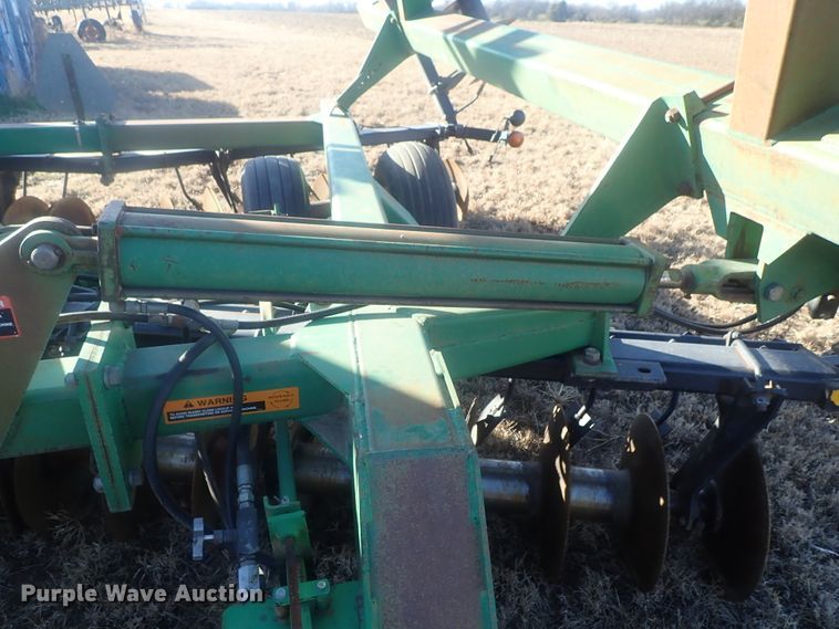 image for item DI7355 John Deere 630 disk