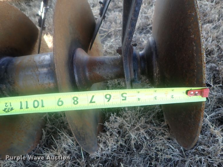 image for item DI7355 John Deere 630 disk