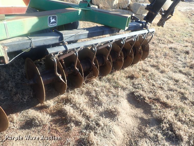 image for item DI7355 John Deere 630 disk