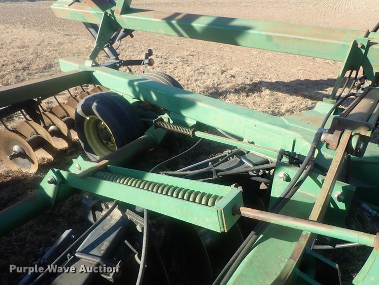 image for item DI7355 John Deere 630 disk