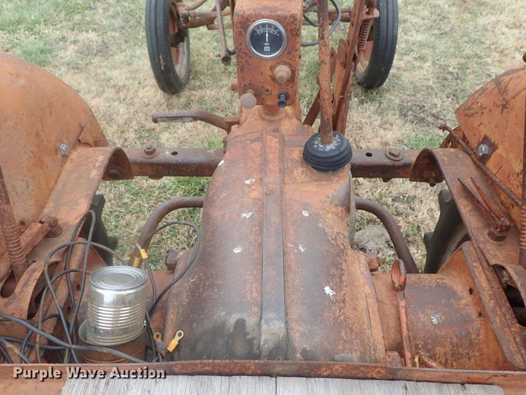 image for item DI7363 Allis Chalmers B  tractor