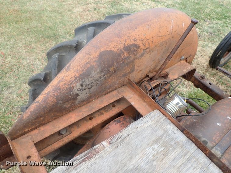image for item DI7363 Allis Chalmers B  tractor