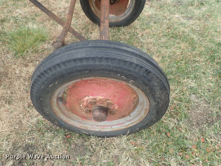 image for item DI7363 Allis Chalmers B  tractor