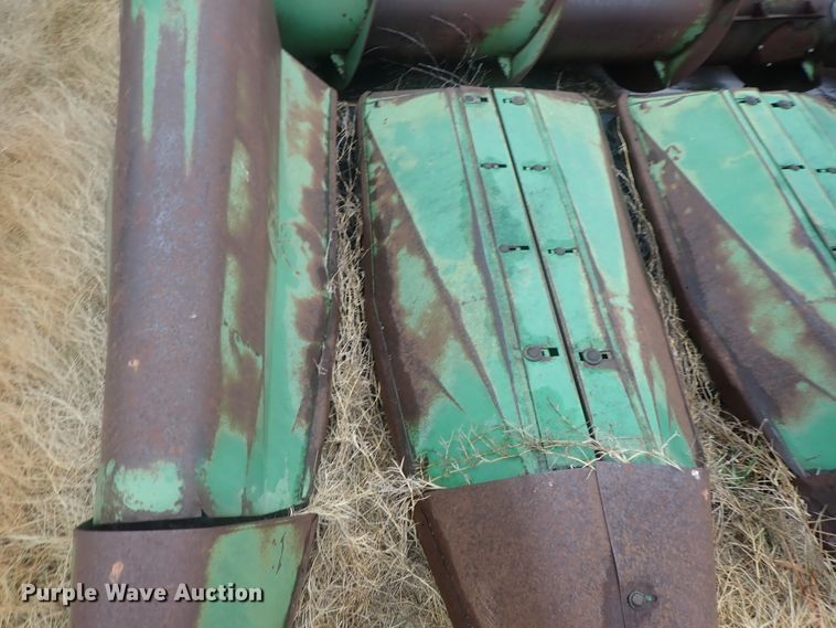 image for item DI7366 John Deere 653A all-crop head