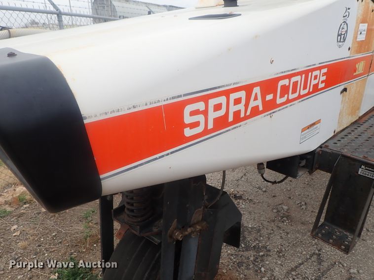 image for item DI7367 SpraCoupe Melroe 220  sprayer