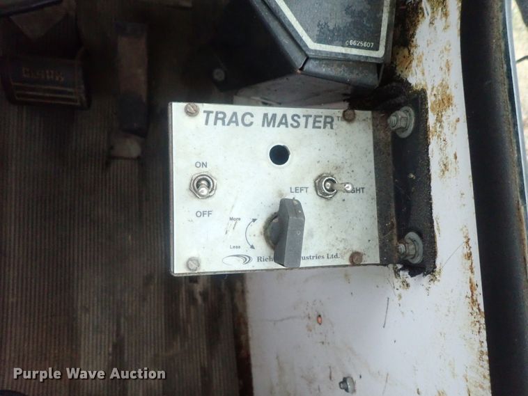 image for item DI7367 SpraCoupe Melroe 220  sprayer