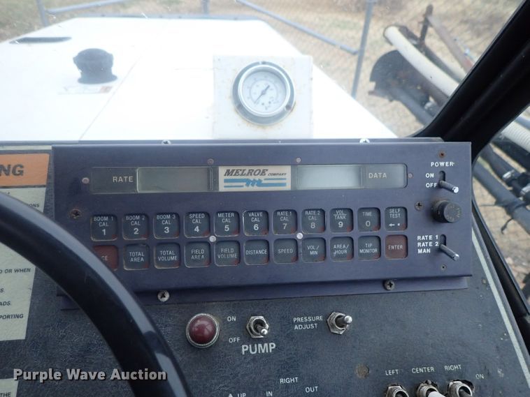 image for item DI7367 SpraCoupe Melroe 220  sprayer