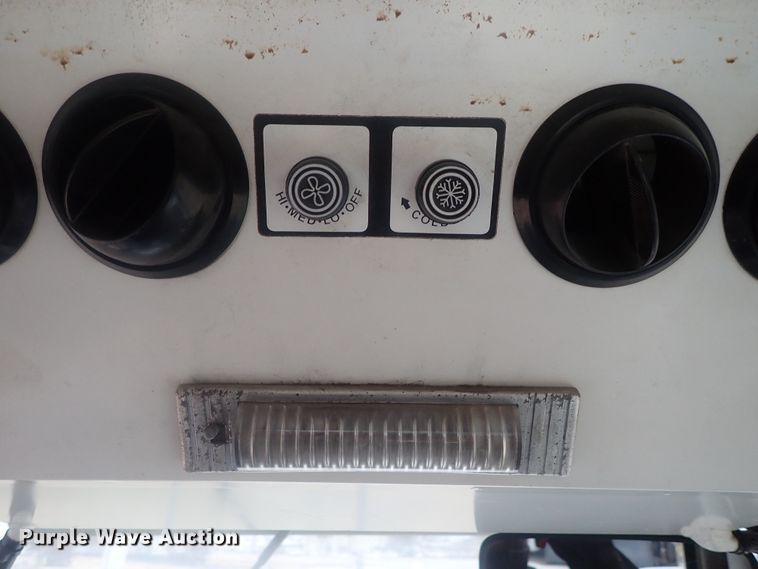 image for item DI7367 SpraCoupe Melroe 220  sprayer