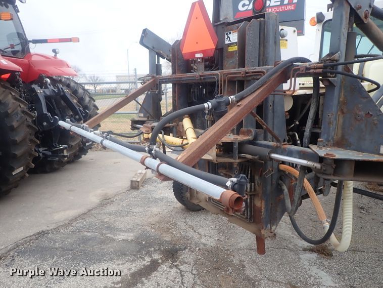 image for item DI7367 SpraCoupe Melroe 220  sprayer