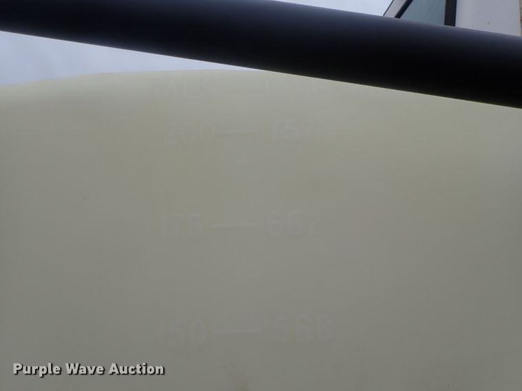 image for item DI7367 SpraCoupe Melroe 220  sprayer