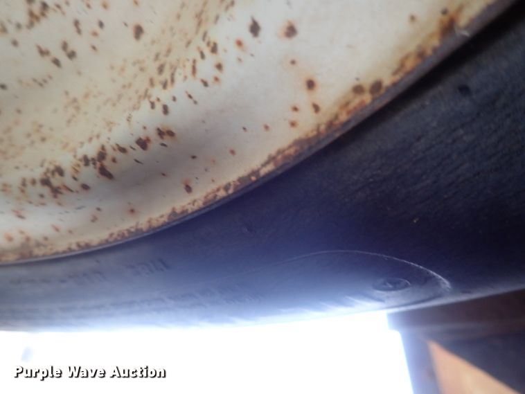 image for item DI7367 SpraCoupe Melroe 220  sprayer