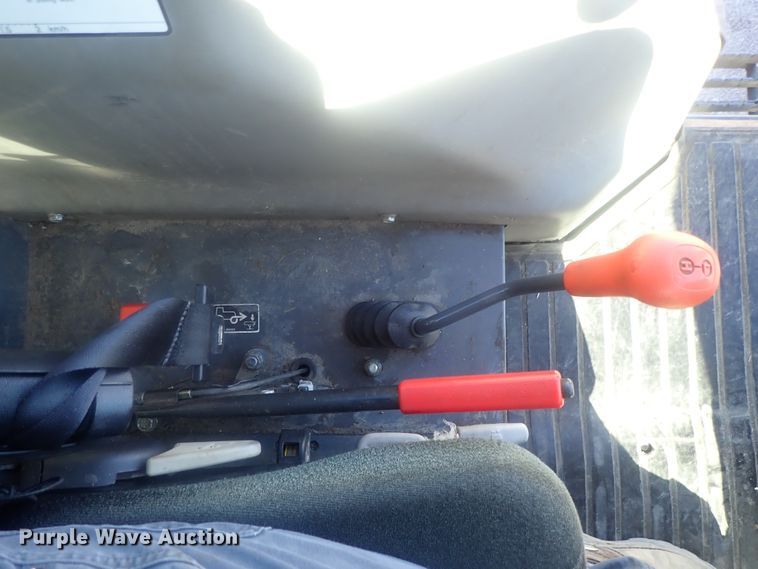 image for item DI7430 Kubota M108S  MFWD tractor