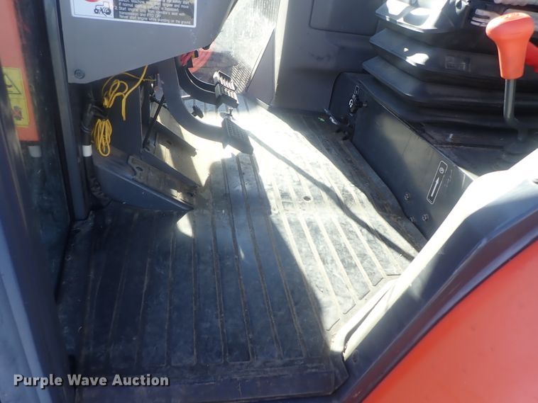 image for item DI7430 Kubota M108S  MFWD tractor