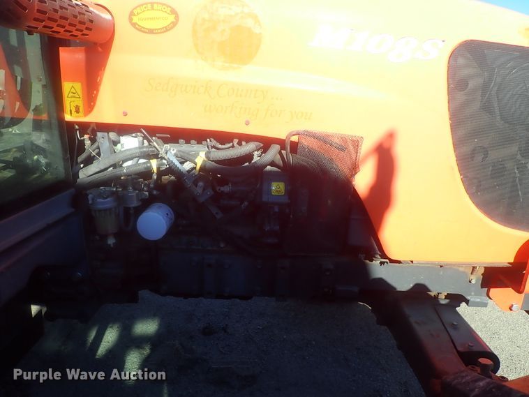 image for item DI7430 Kubota M108S  MFWD tractor