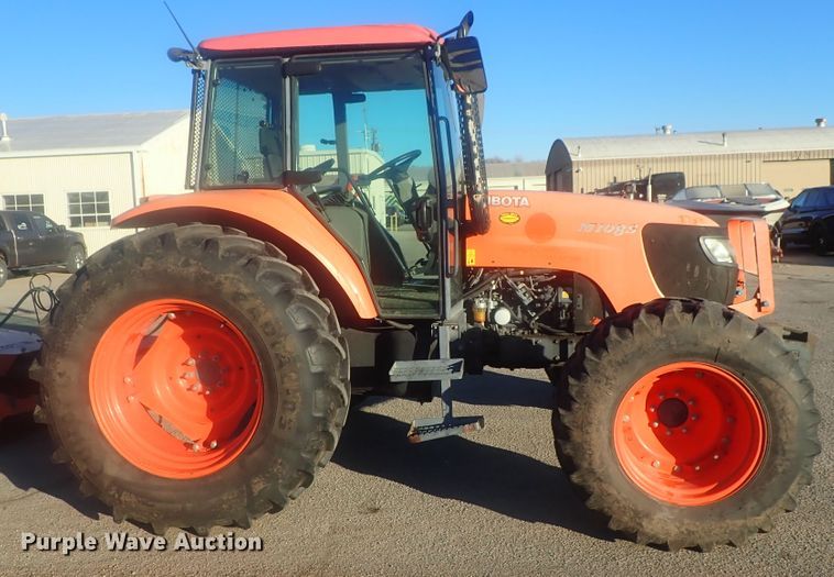 image for item DI7431 Kubota M108S  MFWD tractor