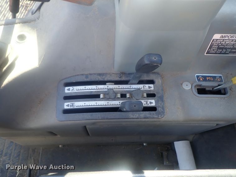 image for item DI7431 Kubota M108S  MFWD tractor