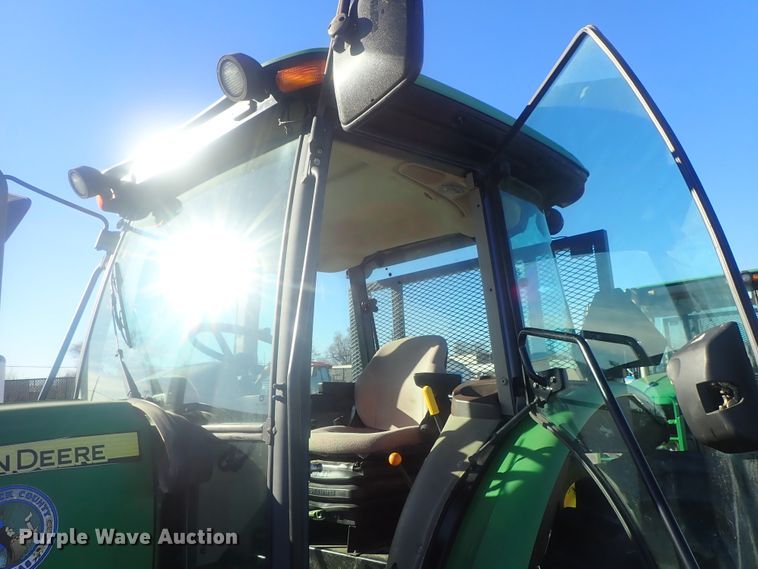 image for item DI7432 2011 John Deere 6115D  MFWD tractor