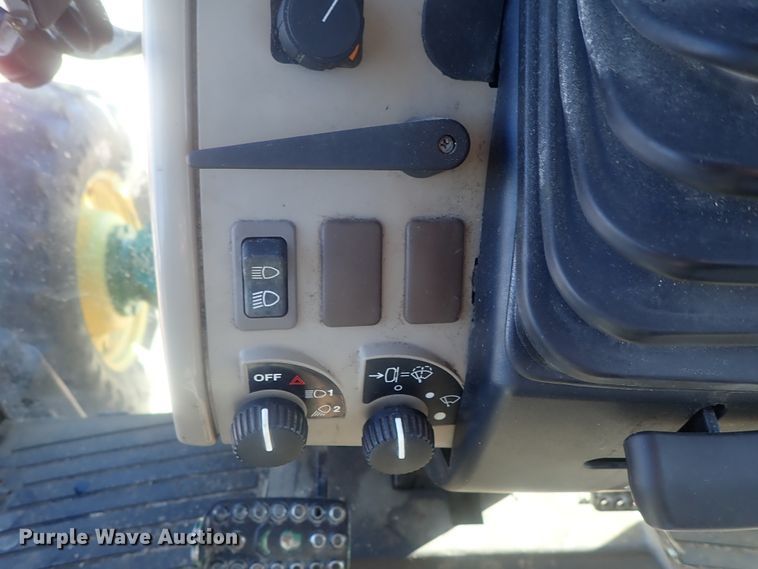 image for item DI7432 2011 John Deere 6115D  MFWD tractor