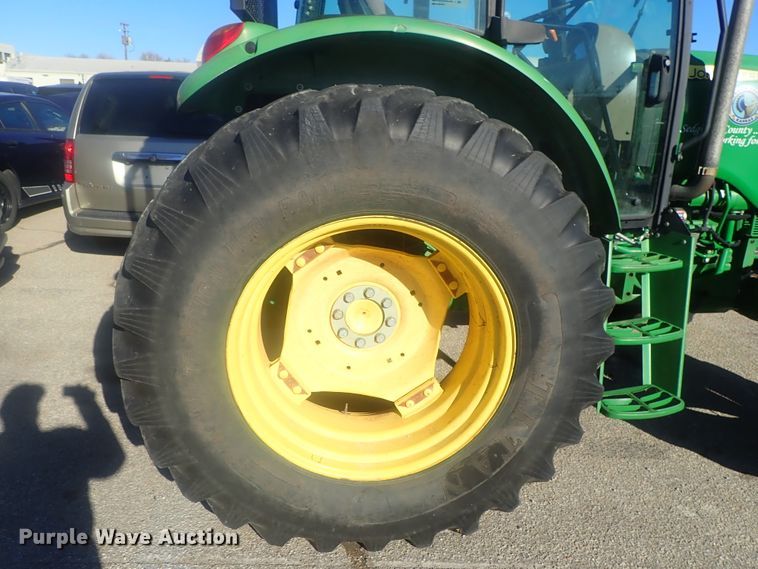image for item DI7432 2011 John Deere 6115D  MFWD tractor