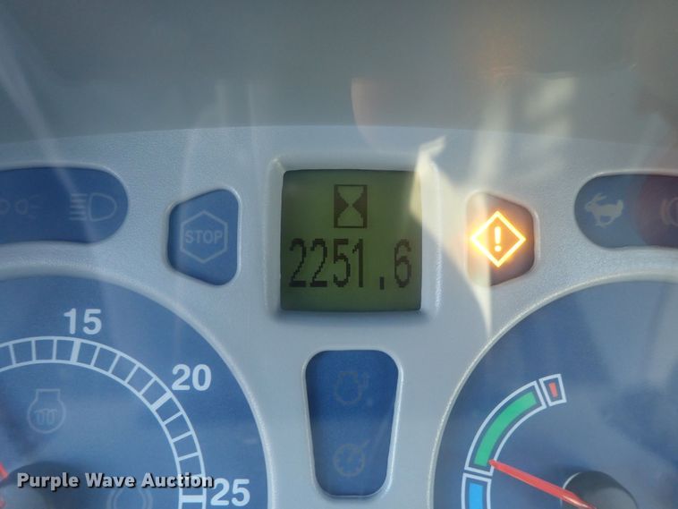 image for item DI7433 2008 New Holland T6030 Delta  tractor