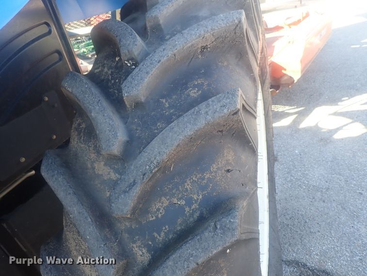 image for item DI7433 2008 New Holland T6030 Delta  tractor