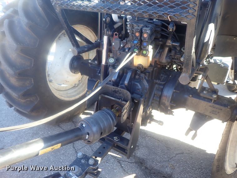 image for item DI7433 2008 New Holland T6030 Delta  tractor