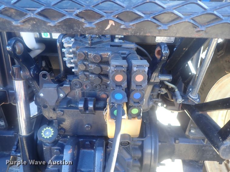 image for item DI7433 2008 New Holland T6030 Delta  tractor