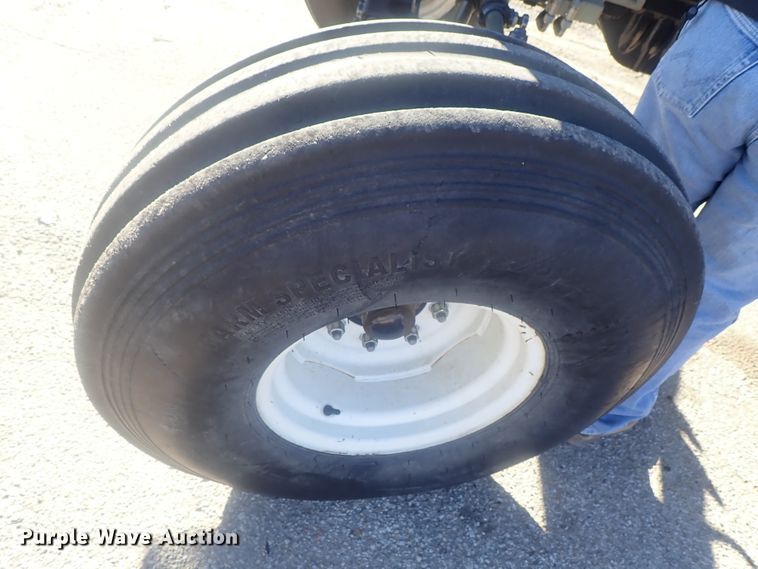 image for item DI7433 2008 New Holland T6030 Delta  tractor