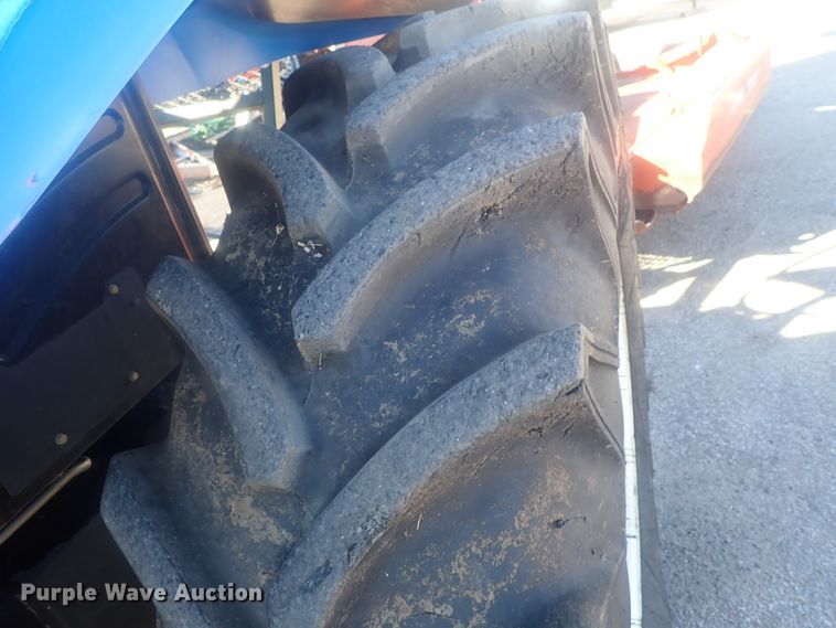 image for item DI7433 2008 New Holland T6030 Delta  tractor