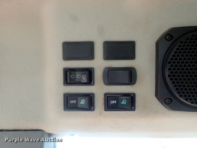 image for item DI7434 Kubota M108S  MFWD tractor