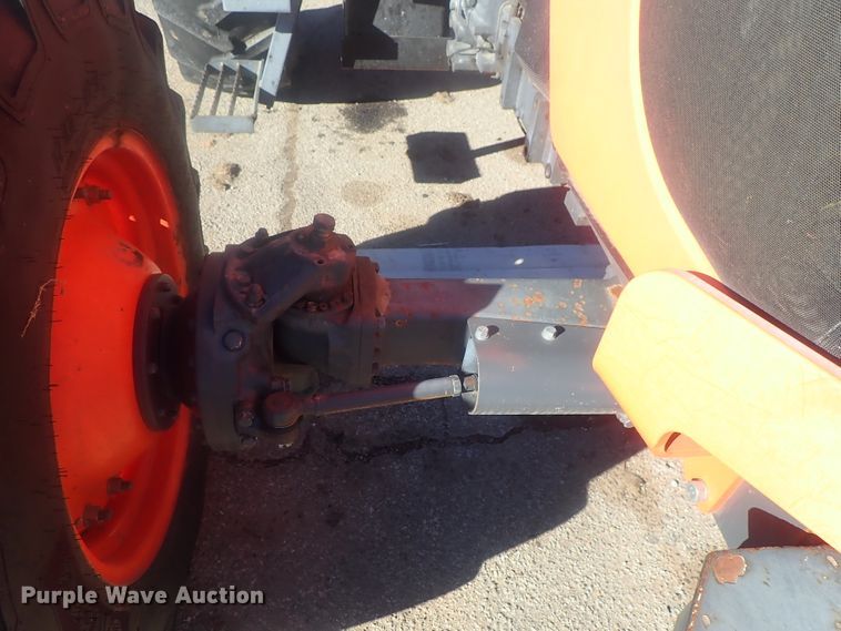 image for item DI7434 Kubota M108S  MFWD tractor