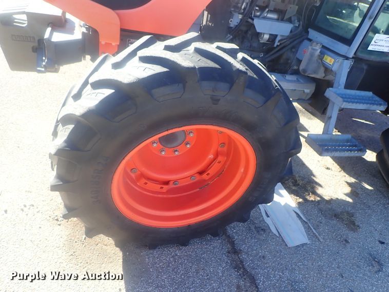 image for item DI7434 Kubota M108S  MFWD tractor