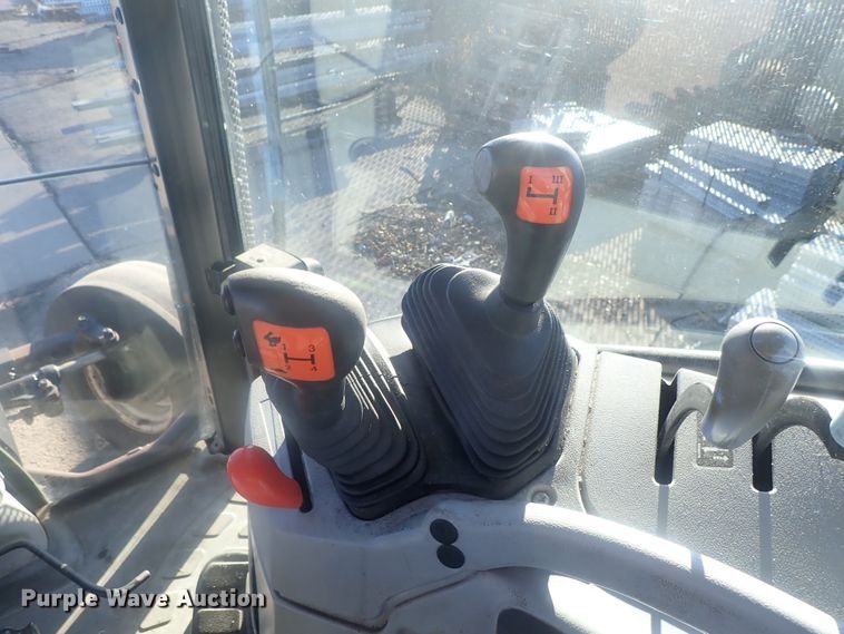 image for item DI7435 2008 New Holland T6030 Delta  tractor