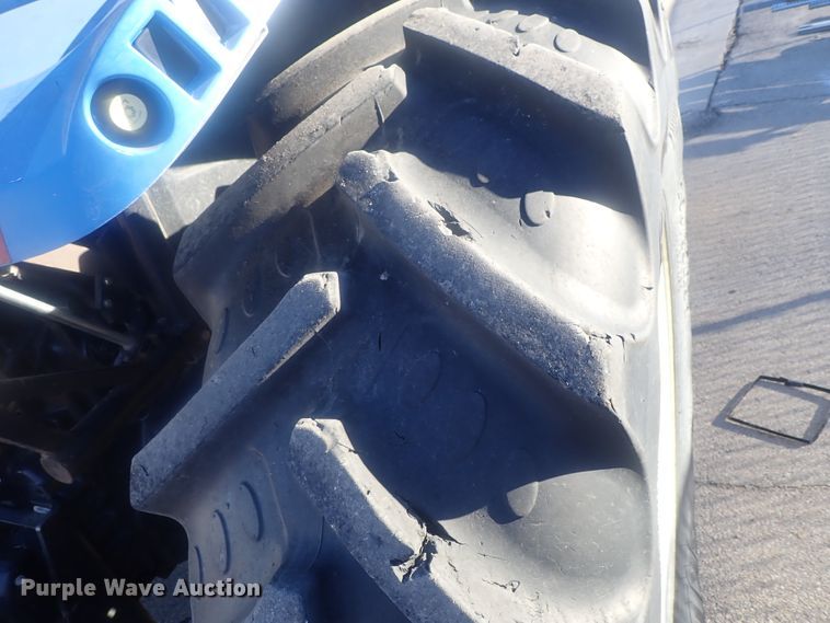 image for item DI7435 2008 New Holland T6030 Delta  tractor