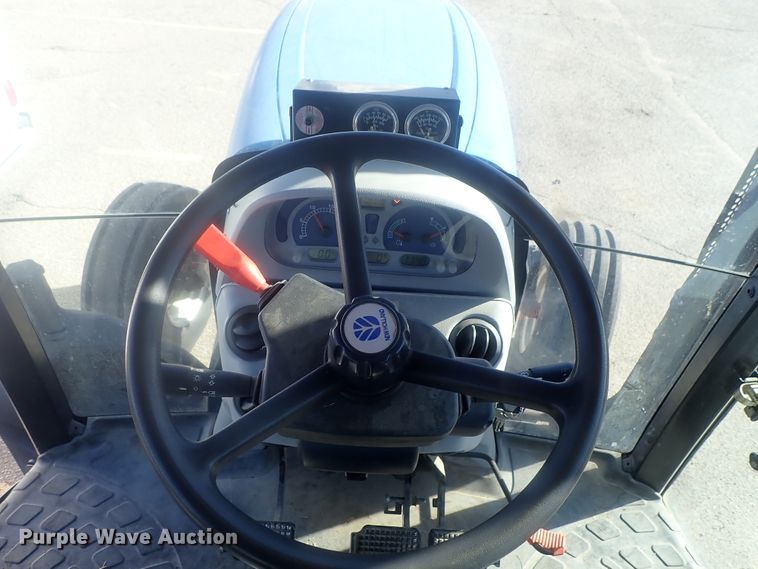 image for item DI7436 2008 New Holland T6030  tractor