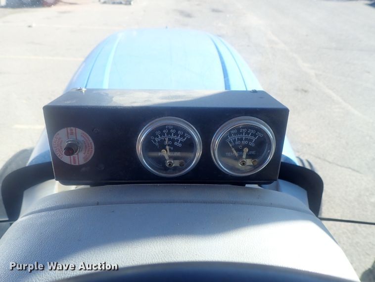 image for item DI7436 2008 New Holland T6030  tractor