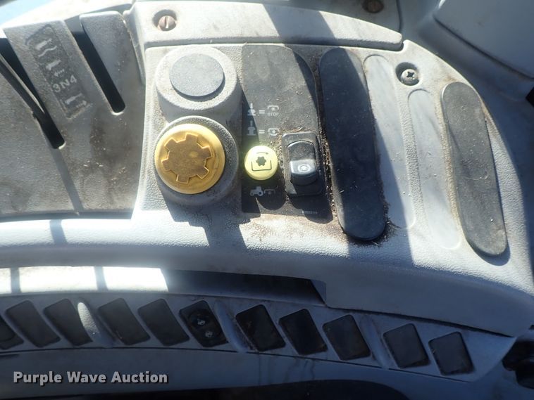 image for item DI7436 2008 New Holland T6030  tractor