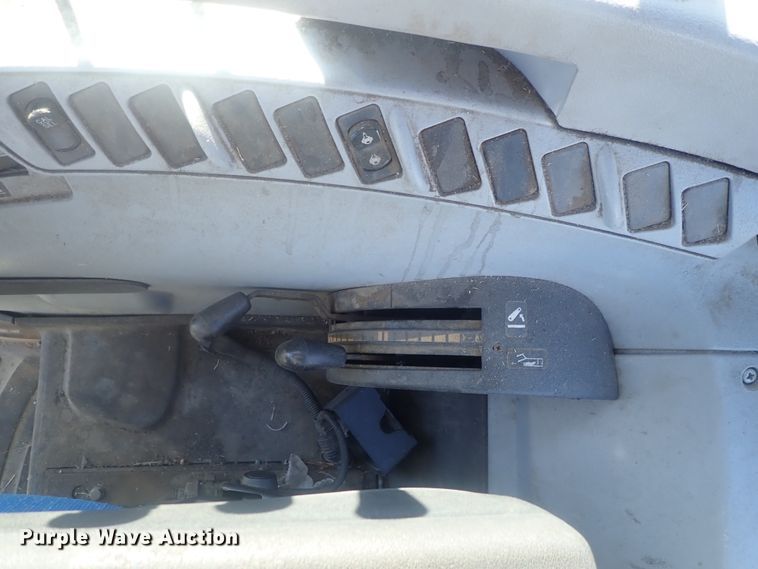 image for item DI7436 2008 New Holland T6030  tractor